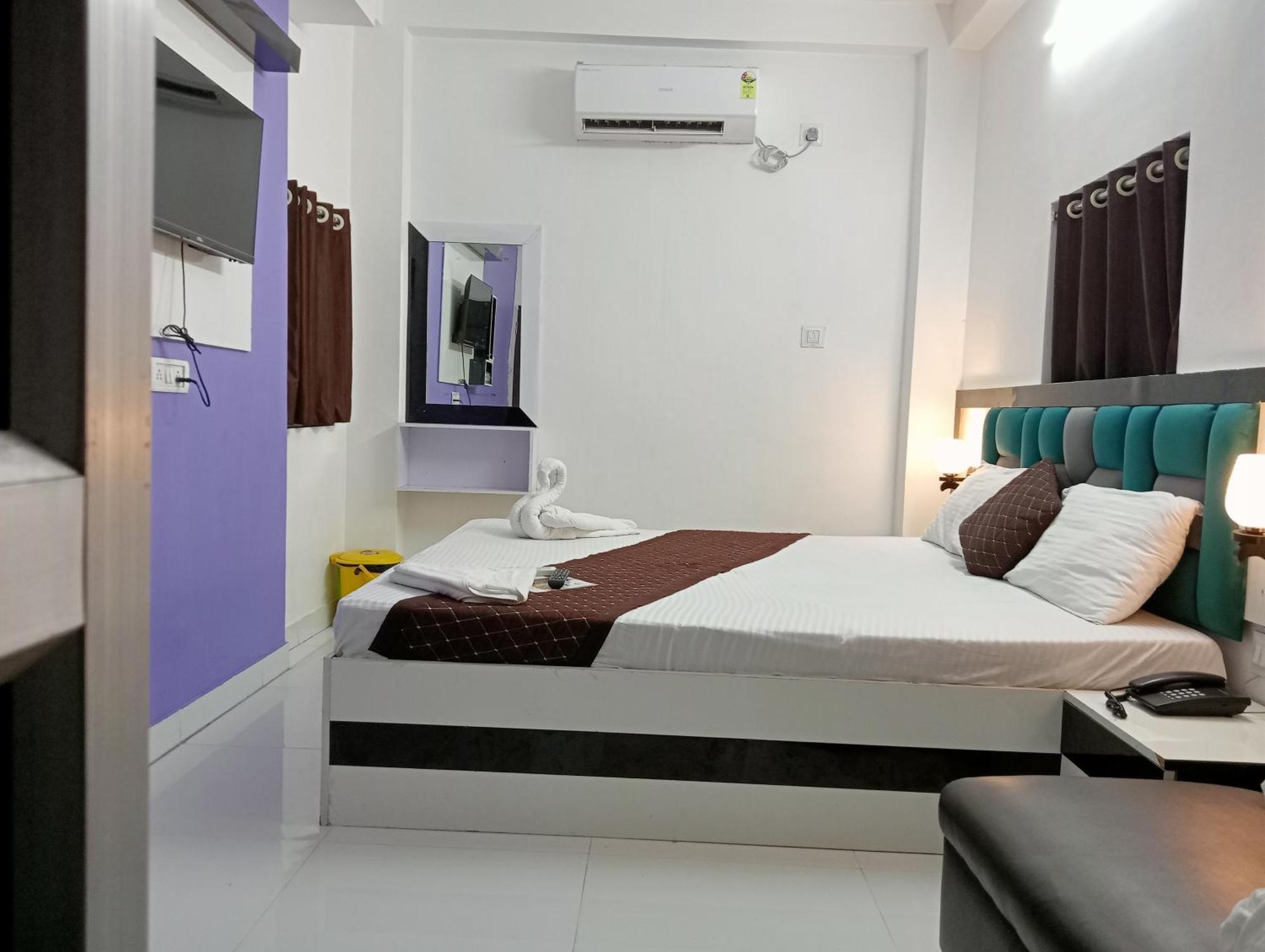 Hotel Green Leaf Calcutta Buitenkant foto